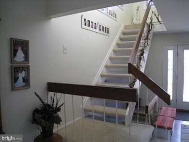 14905 Talking Rock Ct, North Potomac, MD 20878 - photo 4