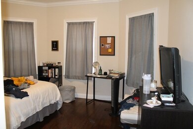 34 Circuit St unit 2, Roxbury, MA 02119 - photo 3