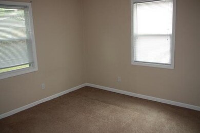 7203 N Pine St, Davenport, IA 52806 - photo 7