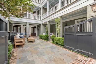 Private Courtyard