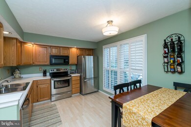 605 Budleigh Cir, Lutherville Timonium, MD 21093 - photo 3