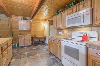102 Lee St (11 of 18)