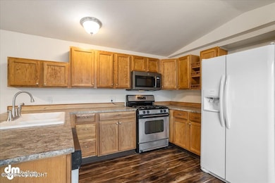 06-Kitchen BHL_IMG_5555