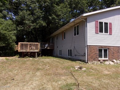 6814 W B Ave, Plainwell, MI 49080 - photo 5