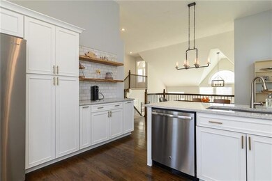 Oh, this kitchen....
