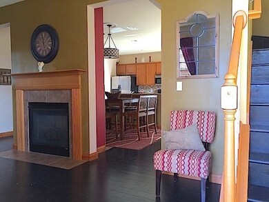 898 Haymarket Dr, Crown Point, IN 46307 - photo 4