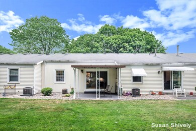 1012VillageLn-5