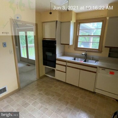 101 Brookridge Ct, Lutherville Timonium, MD 21093 - photo 6