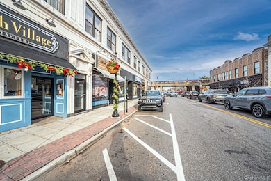 42 N Village Ave, Rockville Centre, NY 11570 - photo 2