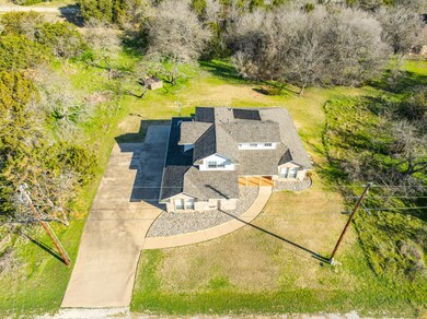 21097 Trailwood Dr, Whitney, TX 76692 - photo 3