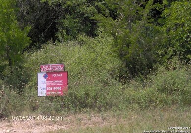 11160 Beverly Hills Dr, Helotes, TX 78023 - photo 2