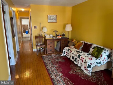 2316 Spring St, Reading, PA 19609 - photo 2