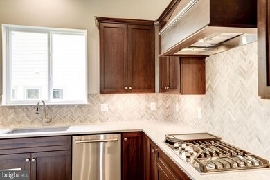 131 Mallard Dr, Lake Frederick, VA 22630 - photo 7