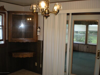 4810 Burchfield Ave, Lansing, MI 48910 - photo 7