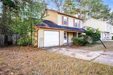 6182 Saint Charles Ct, Lithonia, GA 30058 - photo 3