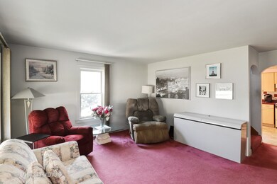 301 S Gretta Ave, Waukegan, IL 60085 - photo 2