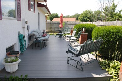 4002 Donegal Ct, Columbus, OH 43228 - photo 2