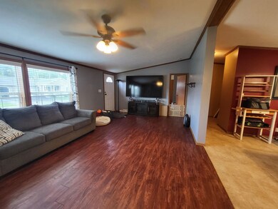 33 Daniels Dr, Barre, VT 05641 - photo 4