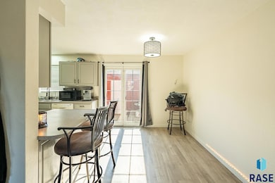 101 Pipestone St unit 2, Brandon, SD 57005 - photo 7