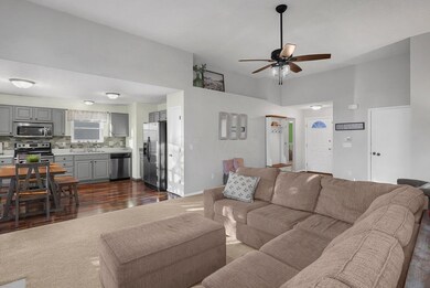 9-web-or-mls-9262-prestwick-green-dr