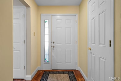 5465 Kenrick Parke Dr, Saint Louis, MO 63119 - photo 3