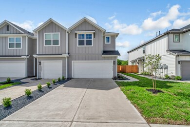 27839 Western Creek Ct, Katy, TX 77494 - photo 2