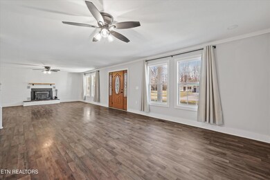 119 Baumgartner Rd, Harriman, TN 37748 - photo 7