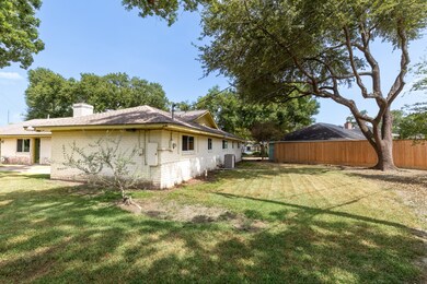 5019 Forest Nook Ct, Houston, TX 77018 - photo 6