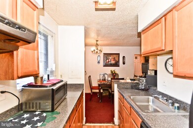 4715 1st St SW unit 103, Washington, DC 20032 - photo 4