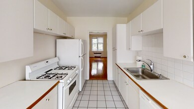 1525 Beacon St unit 4, Brookline, MA 02446 - photo 7