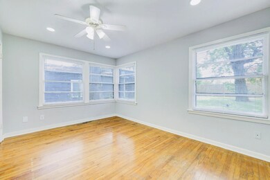 1239 Overhill St, Houston, TX 77018 - photo 4