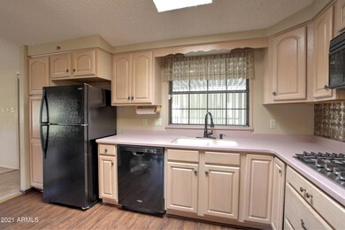 5540 E Harmon Cir, Mesa, AZ 85215 - photo 6