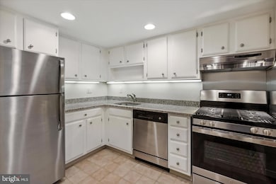 66 Old Forge Crossing unit 66, Devon, PA 19333 - photo 6