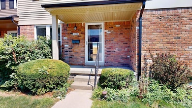 3024 Bolgos Cir unit 303, Ann Arbor, MI 48105 - photo 3