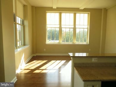 312-22 Walnut St unit 102, Philadelphia, PA 19106 - photo 2