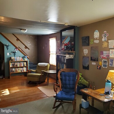 218 W Sherman St, McAdoo, PA 18237 - photo 4