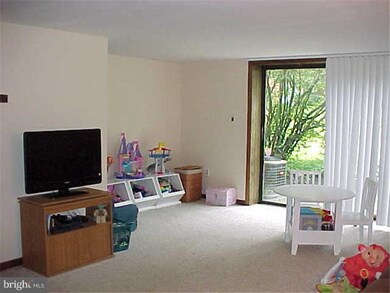 1117 Putnam Blvd unit 34, Wallingford, PA 19086 - photo 4