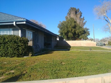 frontpic2