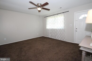 12 Kildoon Dr, Newark, DE 19702 - photo 3