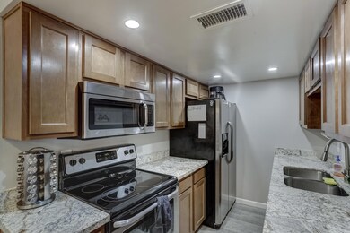1105 N Granite Reef Rd-12