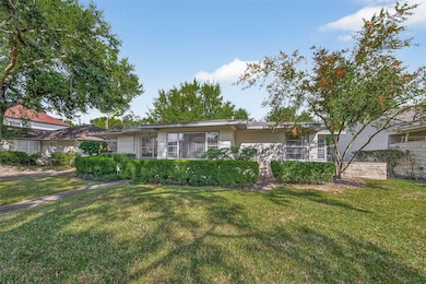 3314 Westridge St, Houston, TX 77025 - photo 6