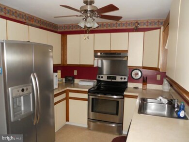 51 Palmetto Dr, New Castle, DE 19720 - photo 3