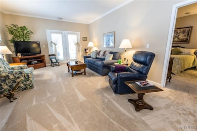 6979 Pepper Tree Ct, Lockport, NY 14094 - photo 2