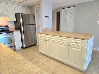 The Club at Treasure Island unit 305, Treasure Island, FL 33706 - photo 7