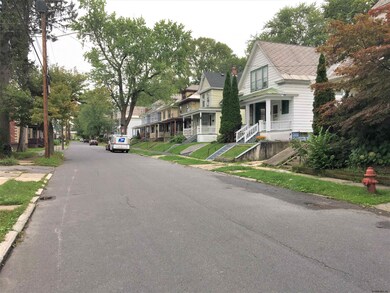 37 Columbia St, Schenectady, NY 12308 - photo 4