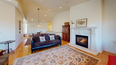1928-Mesquite-Loop-Living-Room