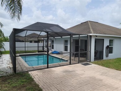 13457 Graham Yarden Dr, Riverview, FL 33579 - photo 5