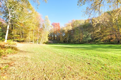 86 Case St, West Granby, CT 06090 - photo 4