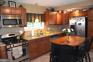 8732 Oakleigh Rd, Parkville, MD 21234 - photo 2