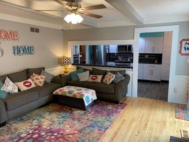 8110 Cortland Dr, Louisville, KY 40228 - photo 6